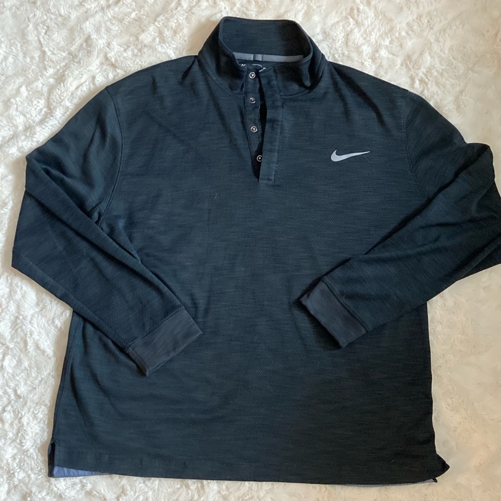 Men’s Nike golf pullover